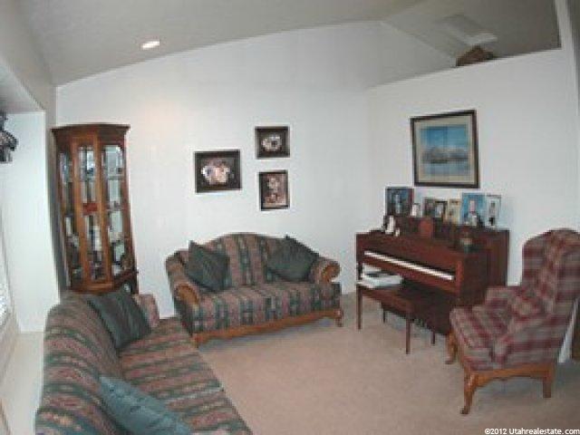 870 W 4100 S, Riverdale, UT 84405 — photo 3