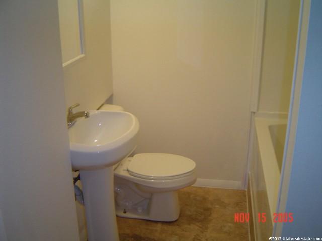 1040 Larkspur Dr, Sandy, UT 84094 — photo 7
