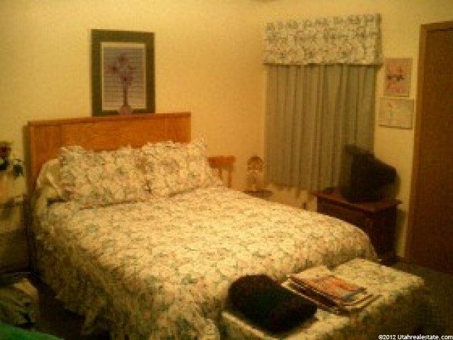 9570 S Eastdell Dr E, Sandy, UT 84092 — photo 5