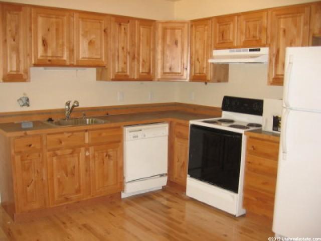 377 E 1250 N, Layton, UT 84041 — photo 2