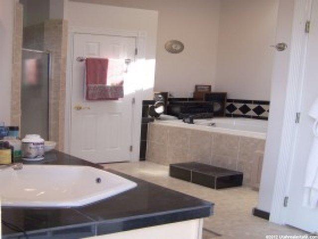 2435 N 1400 E, Layton, UT 84040 — photo 7