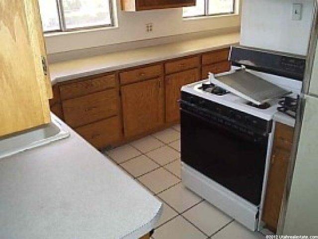 1856 N Celia Way, Layton, UT 84041 — photo 2