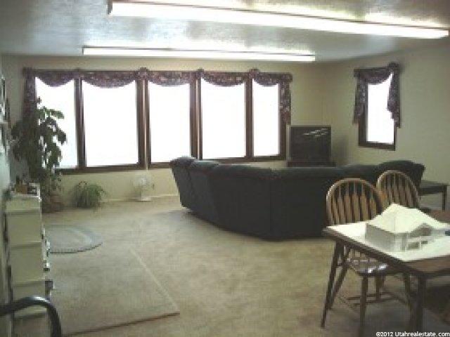 445 E 400 N, Centerville, UT 84014 — photo 4