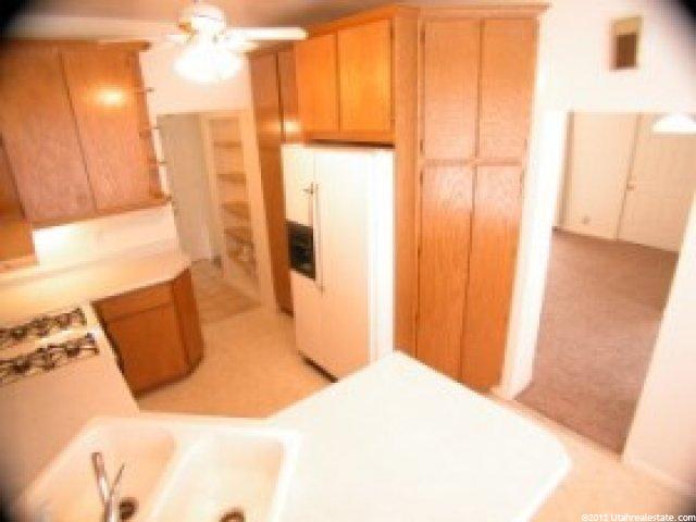 203 S 200 E, Bountiful, UT 84010 — photo 3
