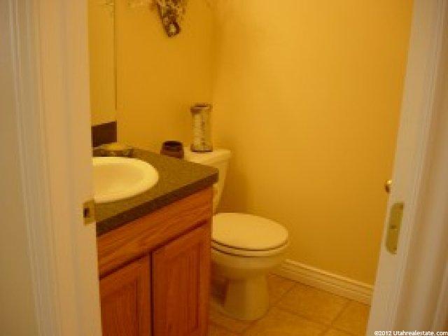628 E Clearwater Cove Dr, Layton, UT 84041 — photo 6