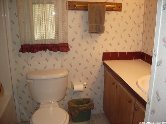 900 Century Dr, Ogden, UT 84404 — photo 3