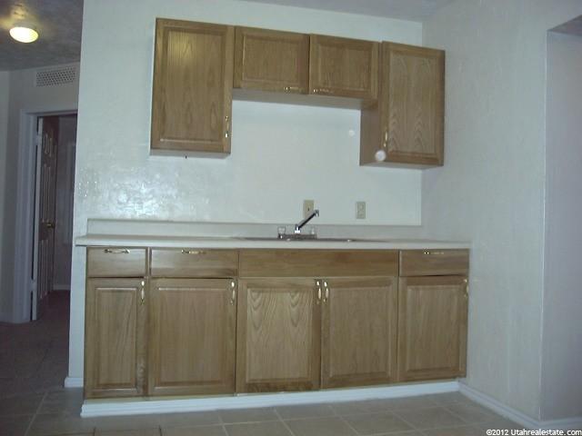 341 Glen Pl, Layton, UT 84041 — photo 6