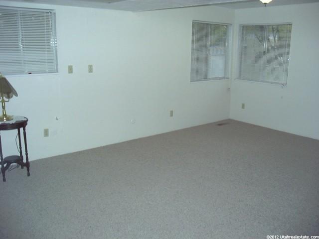 341 Glen Pl, Layton, UT 84041 — photo 2