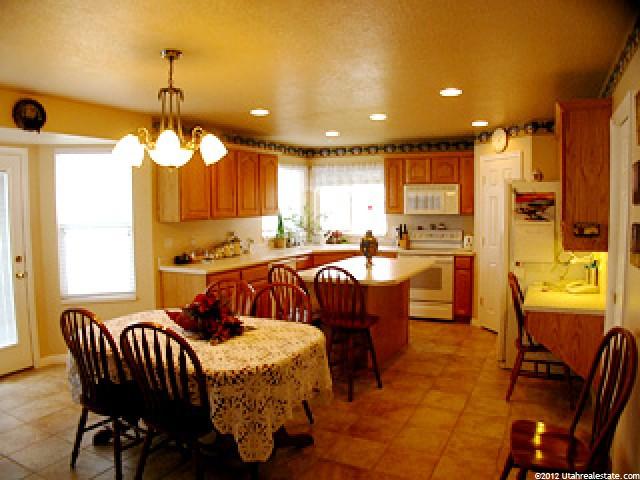 219 S Fox Dr, Morgan, UT 84050 — photo 3