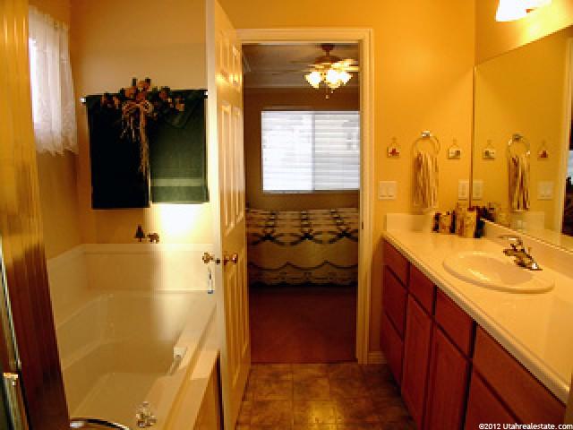219 S Fox Dr, Morgan, UT 84050 — photo 6