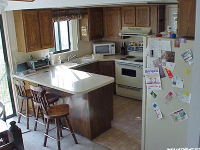 4886 S 3700 W, Roy, UT 84067 — photo 2