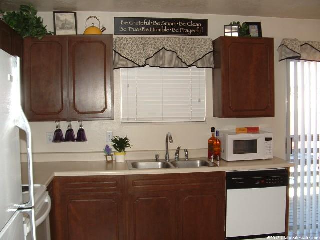 1862 W 550 N, West Point, UT 84015 — photo 2