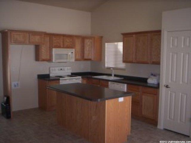 1605 N 125 W, Layton, UT 84041 — photo 2