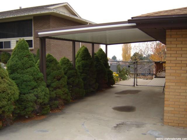 2080 Claremont Dr, Bountiful, UT 84010 — photo 2