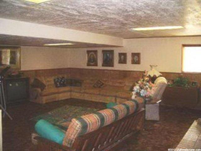 2121 N 1000 W, Clinton, UT 84015 — photo 2