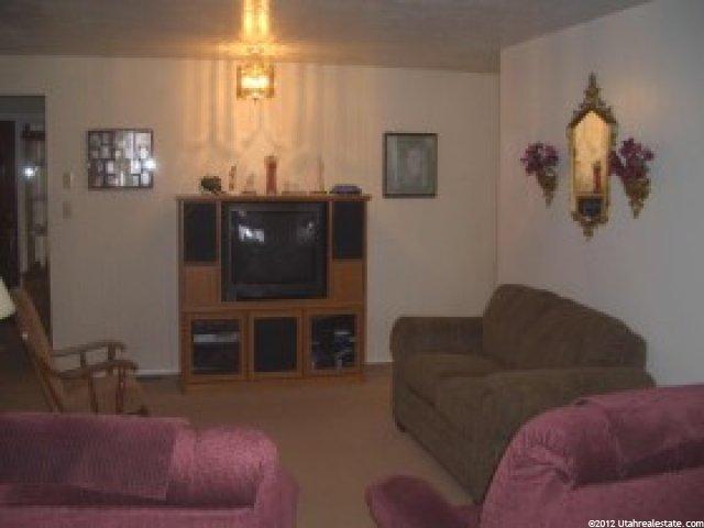2121 N 1000 W, Clinton, UT 84015 — photo 4