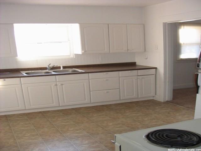 3208 S Ogden Ave, Ogden, UT 84403 — photo 4
