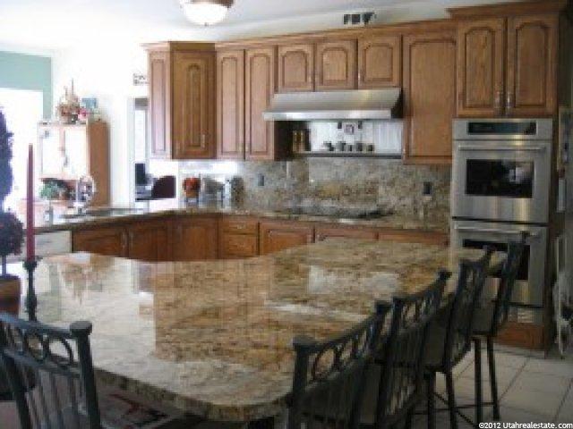 9 Legend Ln, Sandy, UT 84092 — photo 4