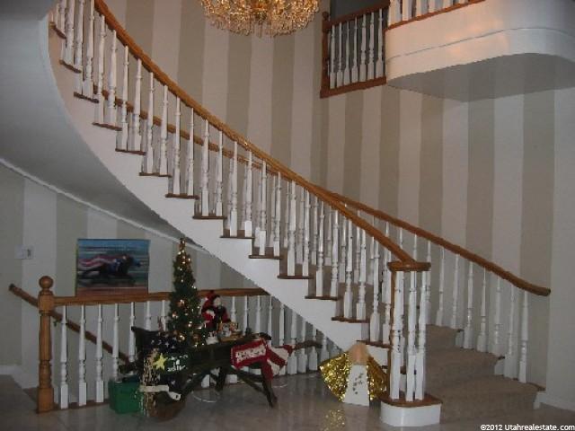9 Legend Ln, Sandy, UT 84092 — photo 2
