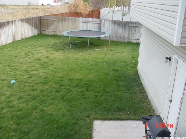 808 Meadow View Dr, Ogden, UT 84404 — photo 4