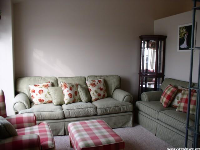 542 N Quincy Ave, Ogden, UT 84404 — photo 2
