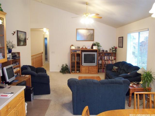 2165 E Cherry Meadows Ln N, Layton, UT 84040 — photo 4