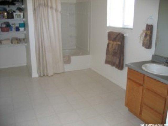 792 E 1950 S, Clearfield, UT 84015 — photo 6