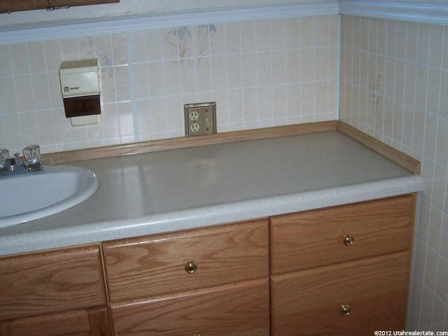 5115 S 3150 E, Vernal, UT 84078 — photo 2