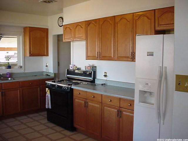 146 E 700 N, Nephi, UT 84648 — photo 3