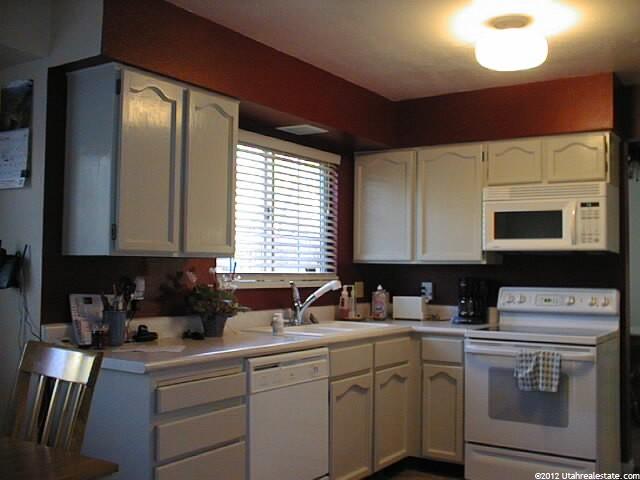 1263 E Meadow Ridge Rd, Sandy, UT 84094 — photo 2