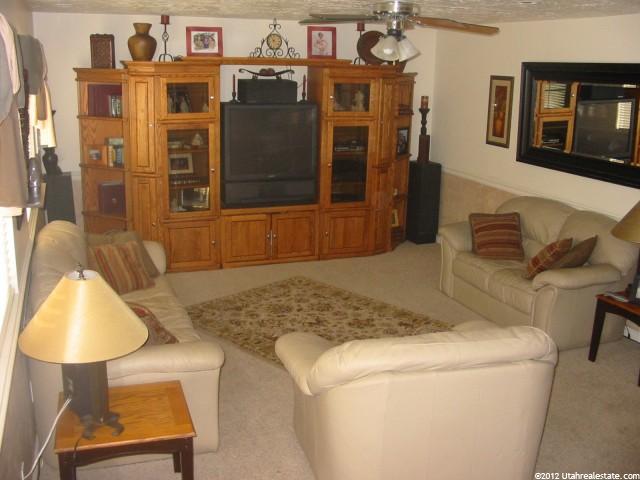 1038 N 2525 W, Layton, UT 84041 — photo 6