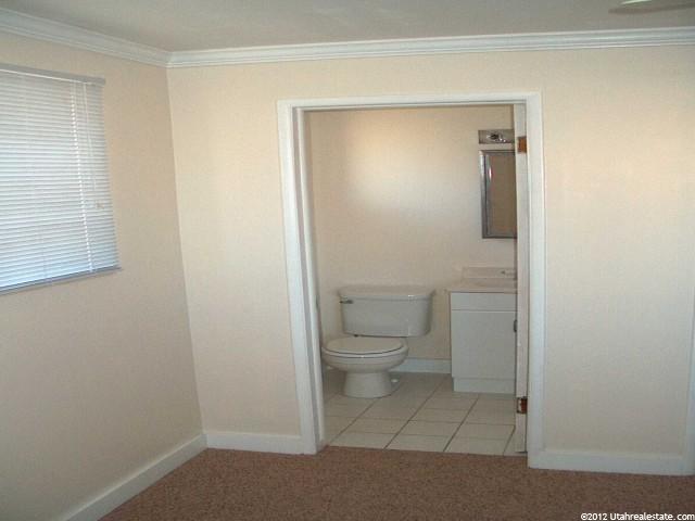 320 N Bruce St E, Clearfield, UT 84015 — photo 6