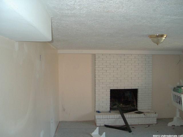 320 N Bruce St E, Clearfield, UT 84015 — photo 7