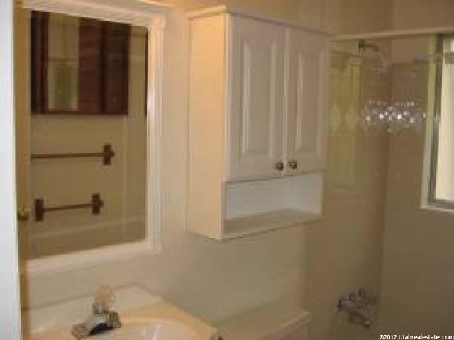 8089 S Boysenberry Dr E, Sandy, UT 84093 — photo 4