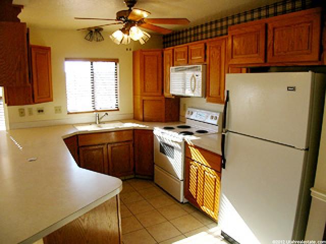 3092 N 2400 E, Layton, UT 84040 — photo 4