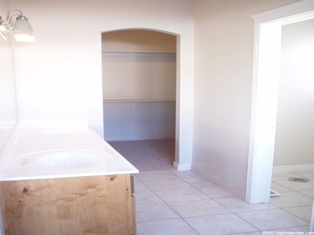 812 W 2075 S, Syracuse, UT 84075 — photo 6