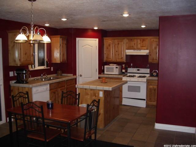 3938 W 10400 N, Cedar Hills, UT 84062 — photo 2