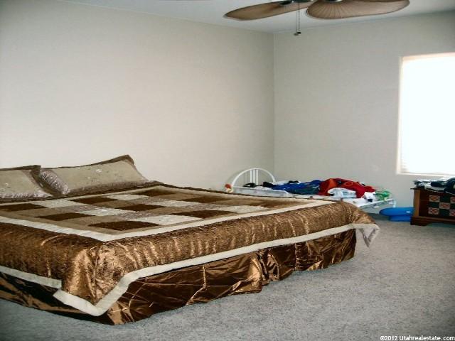 253 S 2040 Cir E, St. George, UT 84790 — photo 5