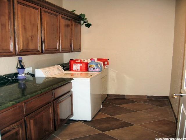 253 S 2040 Cir E, St. George, UT 84790 — photo 8