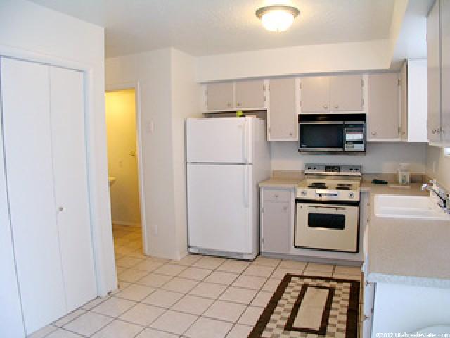 150 E Southwell St #6, Ogden, UT 84404 — photo 2