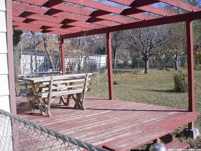 1520 S Lincoln Ave E, Ogden, UT 84404 — photo 2