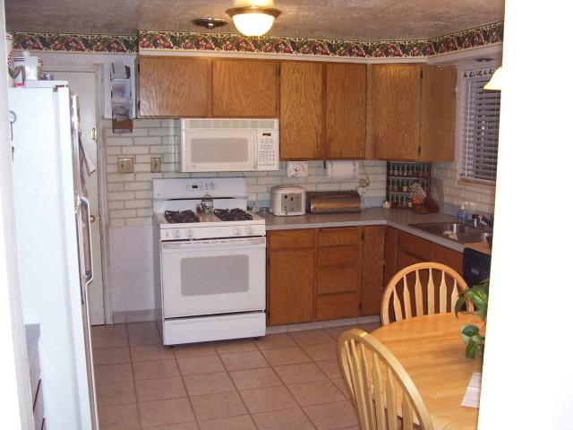 70 N Terrace Dr, Clearfield, UT 84015 — photo 7