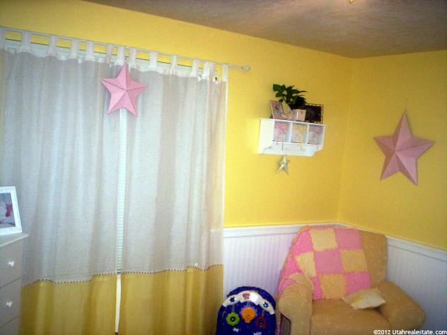 9271 Jefferson Ln, Sandy, UT 84070 — photo 7