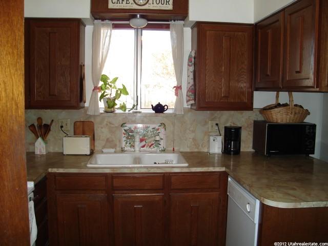4066 W Juniper Rd, Cedar Hills, UT 84062 — photo 3