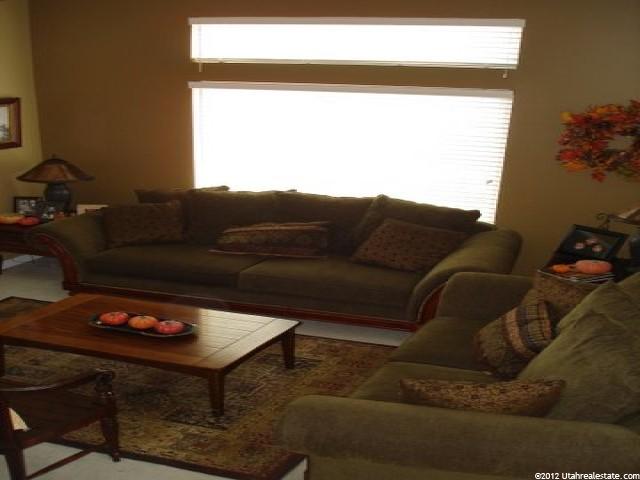 629 W 2075 N, Centerville, UT 84014 — photo 6