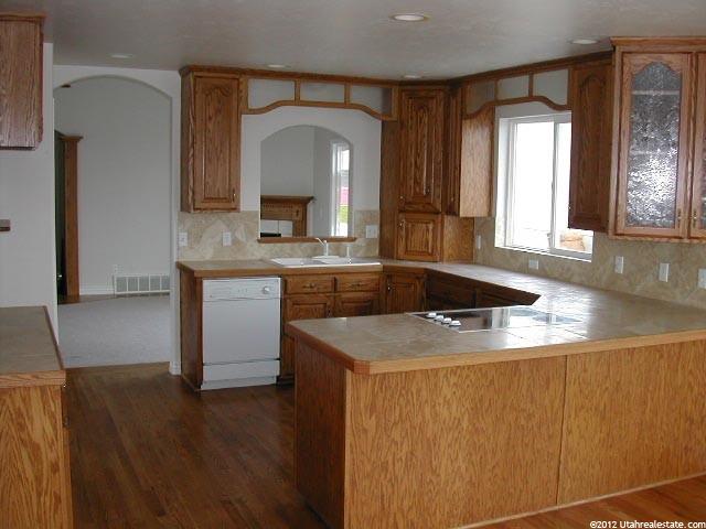 1952 N 1100 W, Clinton, UT 84015 — photo 4