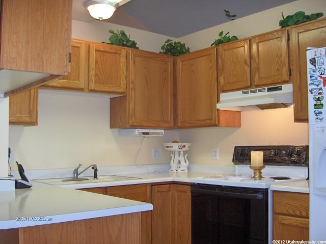 11302 Silver Ridge Dr, Sandy, UT 84094 — photo 4