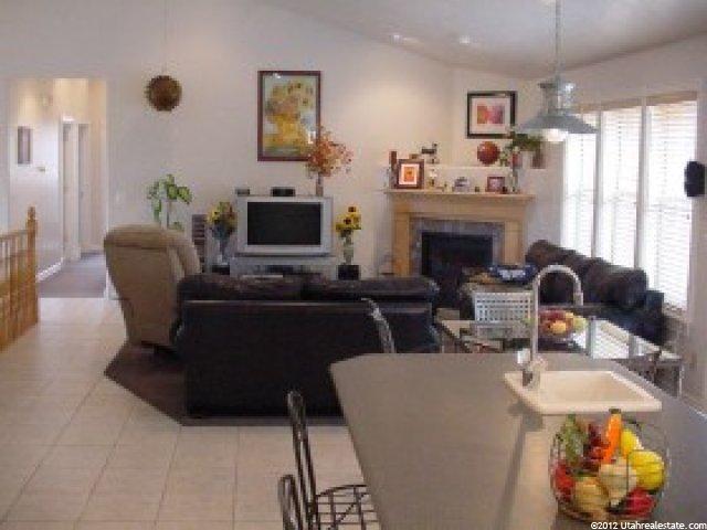 2215 Penman Ln, Bountiful, UT 84010 — photo 6