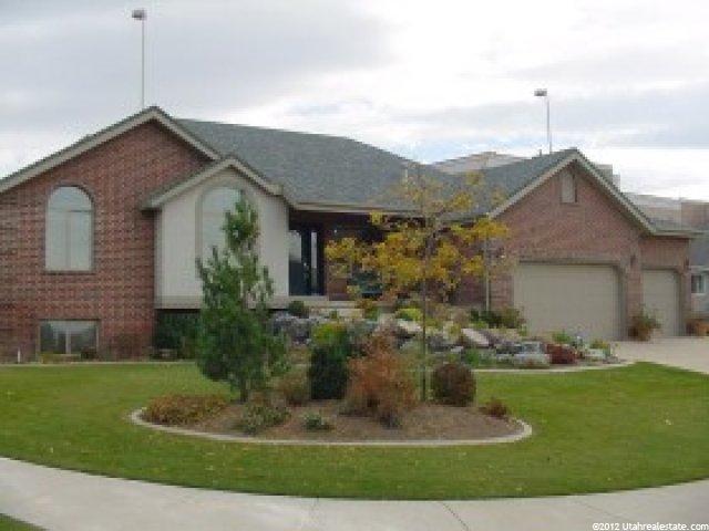2215 Penman Ln, Bountiful, UT 84010 — photo 3