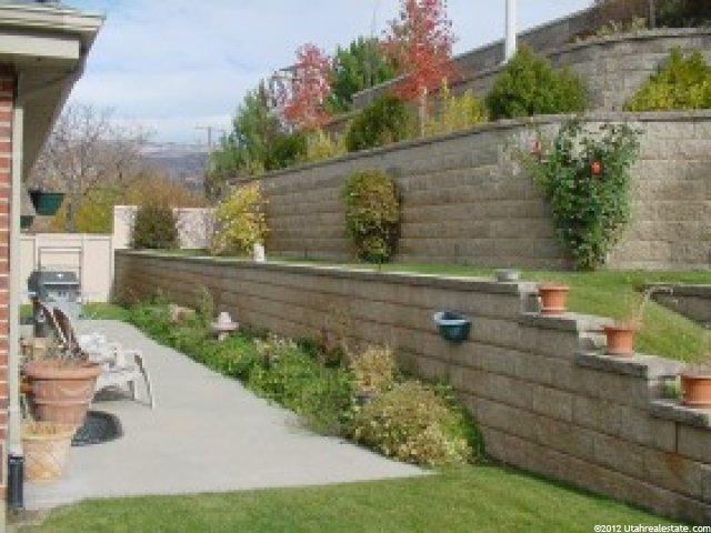 2215 Penman Ln, Bountiful, UT 84010 — photo 5